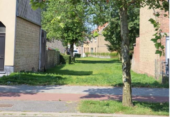 Gemeentebestuur verkoopt perceel bouwgrond