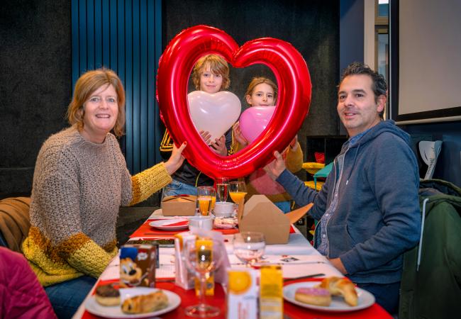 Liefde tussen de Regels: ontbijt in de bibliotheek © Luc Cassiman